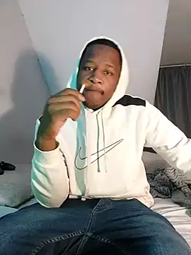 Snapshot of _MAC24k chatting on 10, 10, 2025 MAC24k online show from 10, 10, 2025