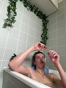 Snapshot of Toyjungee chatting on 5, 2, 2026 Toyjungee online show from 5, 2, 2026