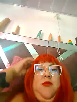Snapshot of Nastymomslave chatting on 12, 1, 2025 Nastymomslave online show from 12, 1, 2025