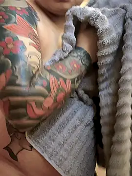 kimmiakiss22 online show from 4, 11, 2025