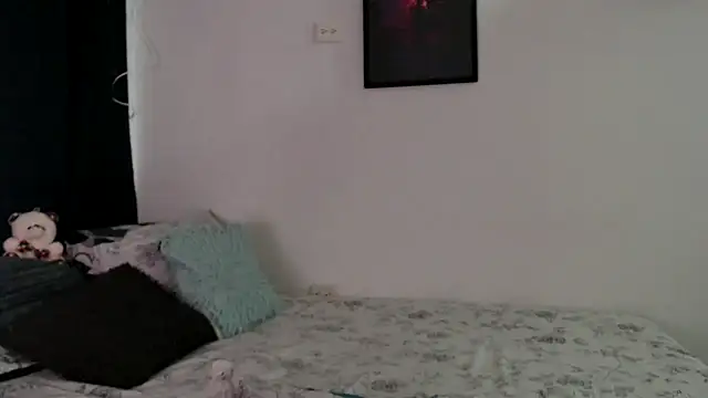 Snapshot of dolcemacca chatting on 9, 4, 2026 dolcemacca online show from 9, 4, 2026
