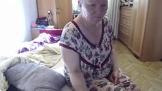 Snapshot of zarinafonliberman chatting on 29, 9, 2025 zarinafonliberman online show from 29, 9, 2025