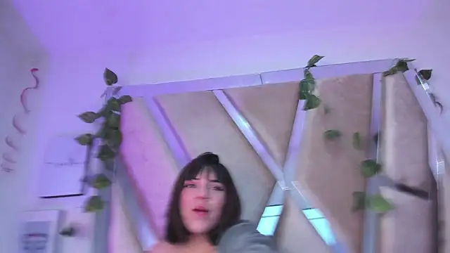 Snapshot of xhinata_hyugax chatting on 3, 1, 2025 xhinata hyugax online show from 3, 1, 2025