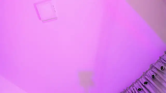 xhinata hyugax online show from 19, 7, 2026