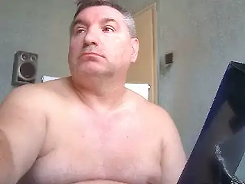 Snapshot of GYurmoka70 chatting on 10, 2, 2025 GYurmoka70 online show from 10, 2, 2025