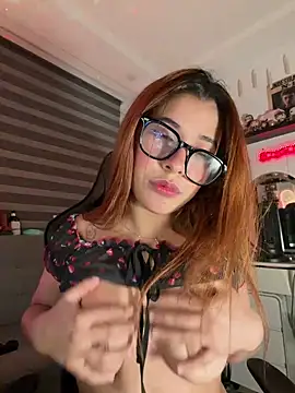 crystal bunny7 online show from 14, 12, 2025