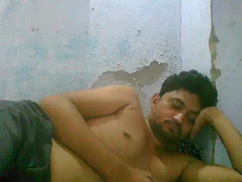 Snapshot of Rocobodymassager chatting on 3, 7, 2026 Rocobodymassager online show from 3, 7, 2026