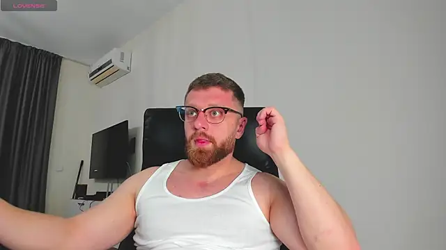 Findom guy online show from 3, 3, 2026