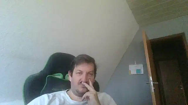 Golffahrer1982 online show from 26, 10, 2025