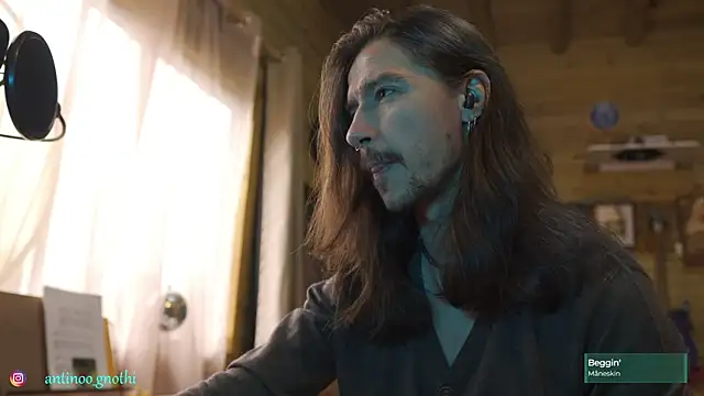 Snapshot of Antinoo_Gnothi chatting on 8, 10, 2025 Antinoo Gnothi online show from 8, 10, 2025