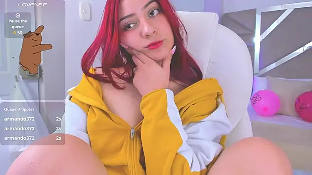 Zoe Lennoxx online show from 10, 12, 2024