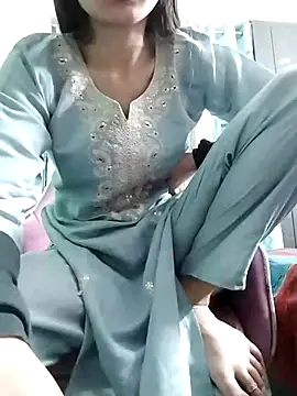 Snapshot of Noor_Darliing chatting on 1, 3, 2025 Noor Darliing online show from 1, 3, 2025