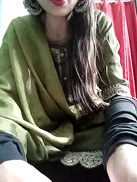 Snapshot of Noor_Darliing chatting on 13, 3, 2025 Noor Darliing online show from 13, 3, 2025