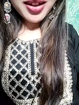 Snapshot of Noor_Darliing chatting on 18, 3, 2025 Noor Darliing online show from 18, 3, 2025