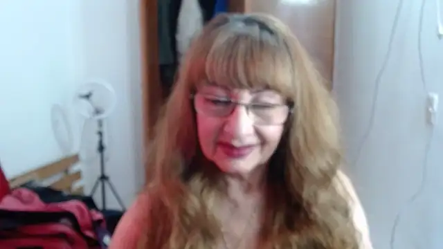 Snapshot of KarimaSarabe chatting on 19, 5, 2026 KarimaSarabe online show from 19, 5, 2026