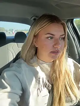 nicolesugarr online show from 18, 9, 2025