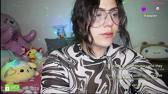 TuWaifuVirtual1 online show from 4, 4, 2026