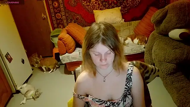 Kathlyn  Heath online show from 27, 3, 2026