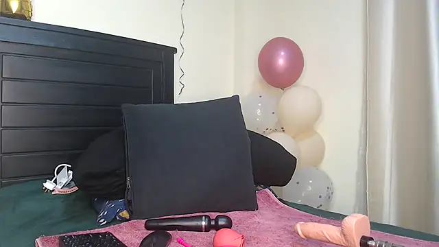 Snapshot of NIKKIE_LOVE chatting on 26, 1, 2025 NIKKIE LOVE online show from 26, 1, 2025