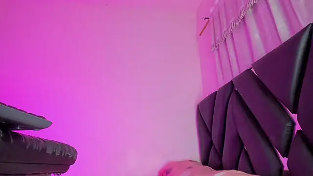 Snapshot of stephany_doll_ chatting on 6, 7, 2026 stephany doll online show from 6, 7, 2026