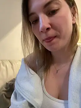 Snapshot of secretcrazy69 chatting on 20, 2, 2025 secretcrazy69 online show from 20, 2, 2025