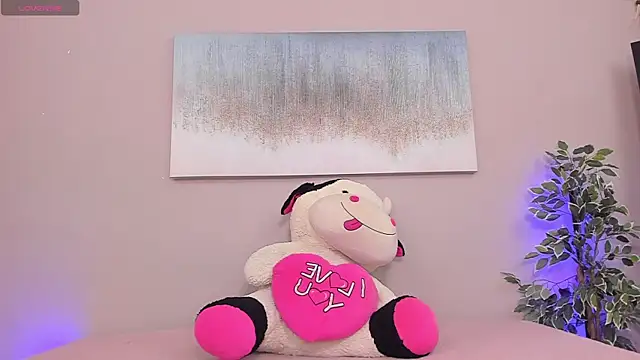 Briana Wells  online show from 23, 2, 2026