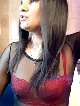 Snapshot of Leticia_goddes chatting on 19, 12, 2024 Leticia goddes online show from 19, 12, 2024