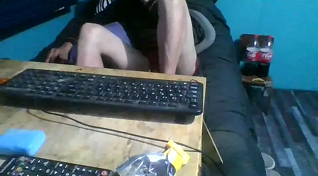 malekon76 online show from 3, 2, 2025