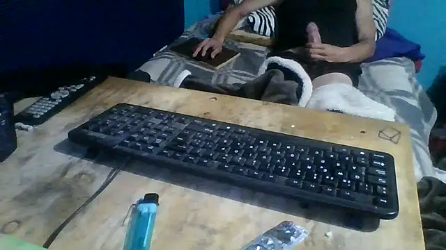 Snapshot of malekon76 chatting on 24, 3, 2026 malekon76 online show from 24, 3, 2026