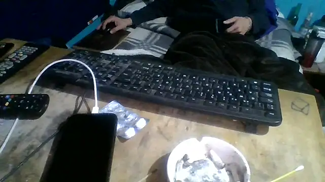Snapshot of malekon76 chatting on 29, 5, 2026 malekon76 online show from 29, 5, 2026