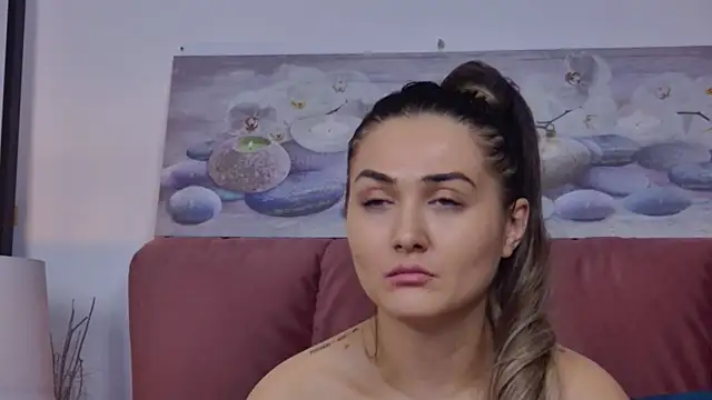 Snapshot of NicolLopeze chatting on 23, 2, 2025 NicolLopeze online show from 23, 2, 2025