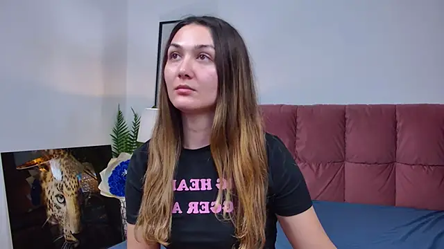 Snapshot of NicolLopeze chatting on 5, 3, 2025 NicolLopeze online show from 5, 3, 2025