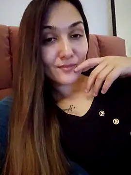 Snapshot of NicolLopeze chatting on 6, 3, 2025 NicolLopeze online show from 6, 3, 2025