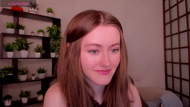 Snapshot of KateCuddle chatting on 3, 4, 2026 KateCuddle online show from 3, 4, 2026