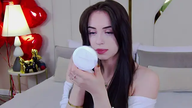 Betty Bridge online show from 9, 2, 2026