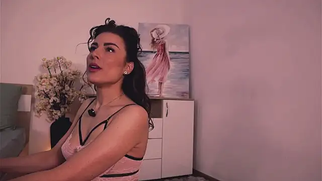 Misslullu online show from 26, 11, 2025