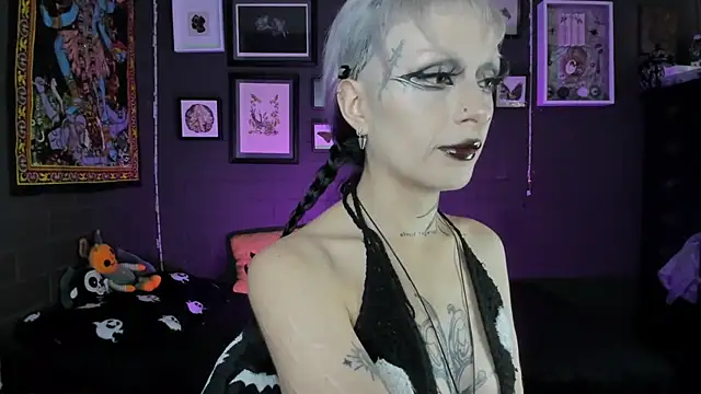 insania 9999  online show from 5, 12, 2025