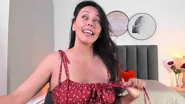 SaharaGarcia   online show from 20, 2, 2025