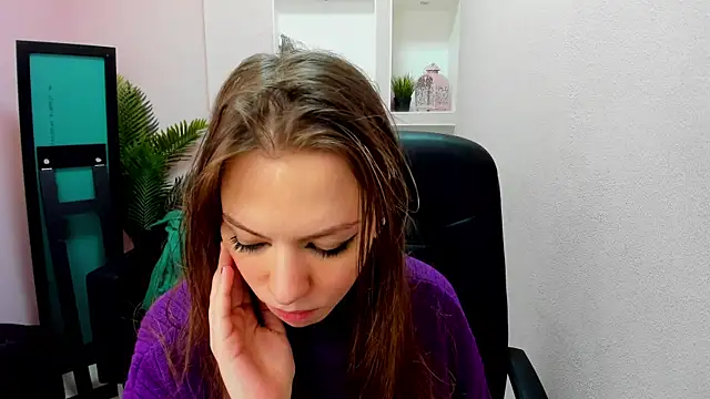 Persephoni online show from 16, 2, 2025