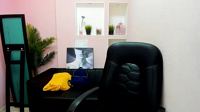 Persephoni online show from 15, 3, 2025