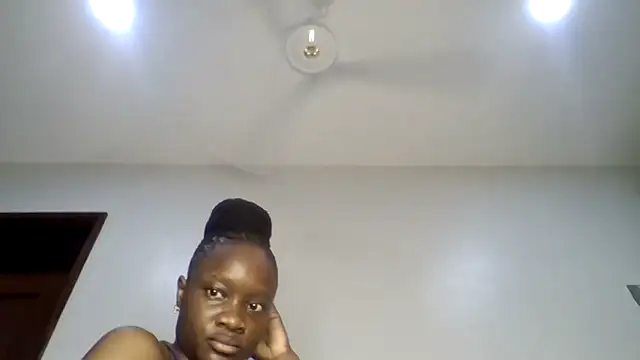 Snapshot of sweet_sassy_ chatting on 15, 4, 2026 sweet sassy online show from 15, 4, 2026
