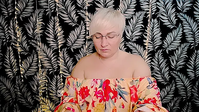 Olivia playful online show from 28, 2, 2026