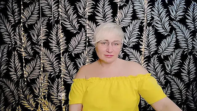 Olivia playful online show from 15, 3, 2026