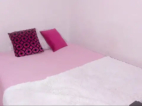 Snapshot of sarasweet_4 chatting on 30, 9, 2025 sarasweet 4 online show from 30, 9, 2025