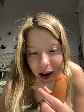 Snapshot of kimczii chatting on 16, 6, 2026 kimczii online show from 16, 6, 2026