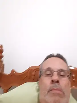 Snapshot of luiz303030 chatting on 1, 11, 2025 luiz303030 online show from 1, 11, 2025