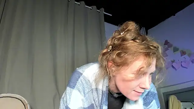 Lola Belgium online show from 27, 2, 2025