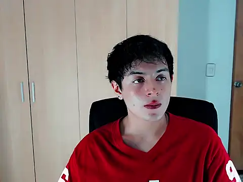 Snapshot of ZHALEM chatting on 16, 11, 2025 ZHALEM online show from 16, 11, 2025