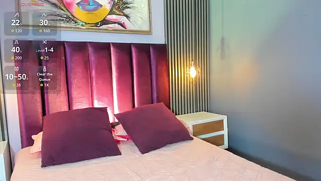 LauraAristizabal online show from 25, 10, 2025