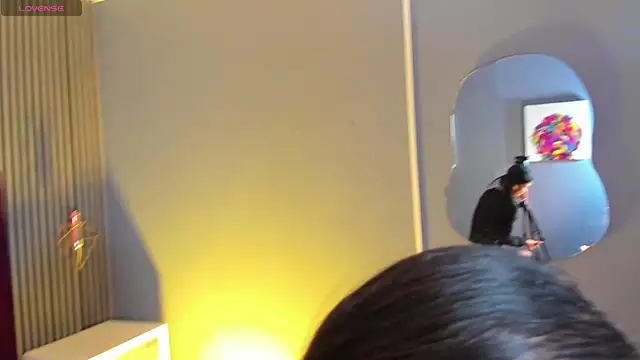 Snapshot of LauraAristizabal chatting on 5, 6, 2026 LauraAristizabal online show from 5, 6, 2026
